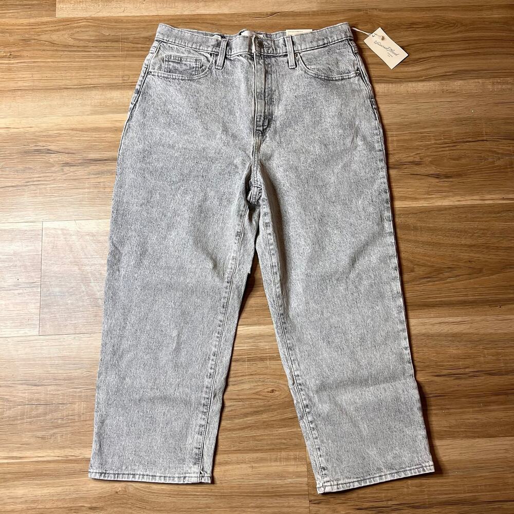 NWT UNIVERSAL THREAD Vintage Straight Grey Size 14